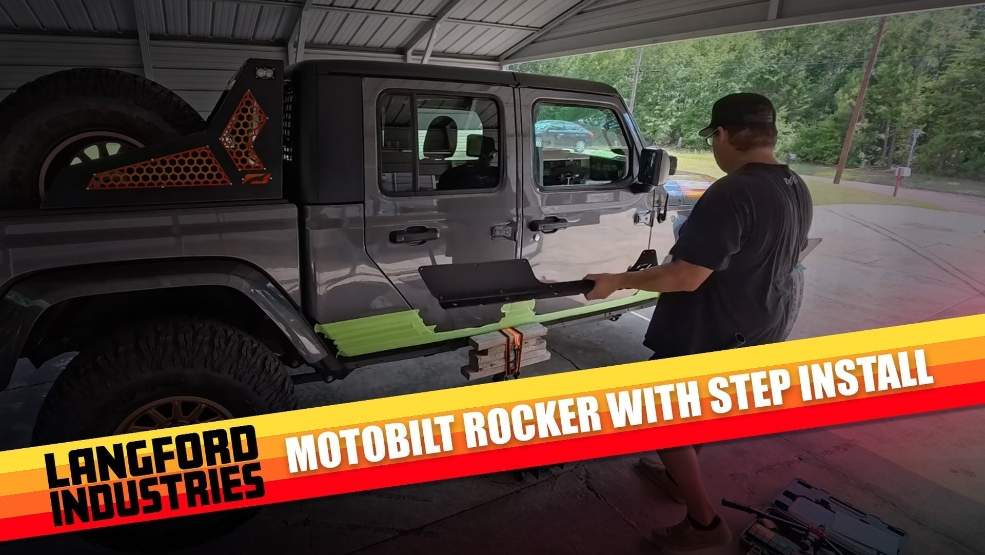 DIY: Installing Motobilt Rocker Armor + Step on a Jeep Gladiator JT